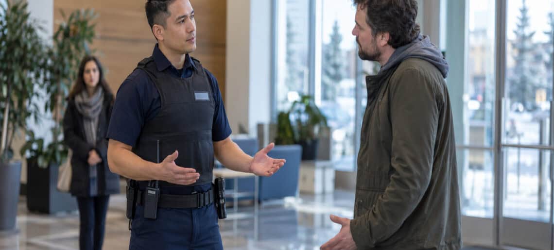 How to Minimize Legal Risks in Security Guard Work Through Conflict Management & De-Escalation